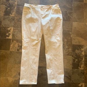 Chico's So Slimming jeans size 3 short